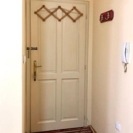 Kraguj Apartments 1 Крагуевац Экстерьер фото